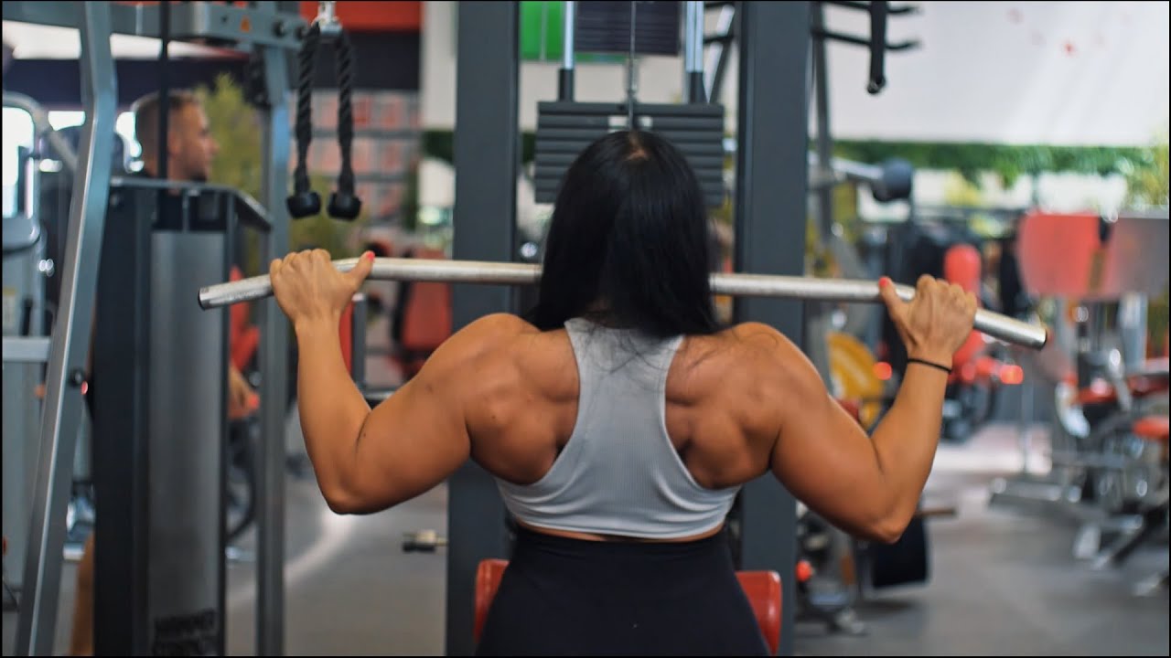 Irány az Arnold Classic - a szegedi strongwoman Dávid Vanessza az ország legerősebb nője