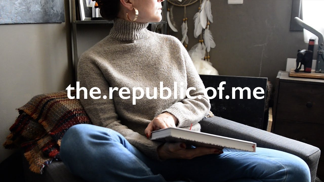IN & OUT RAGLAN SWEATER RECIPE IS FINISHED / the republic of me knitting and lifestyle vlog