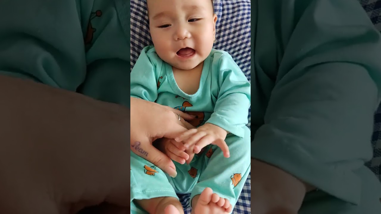 Mời cả nhà vào nghe Dưa Hấu buôn chuyện nè