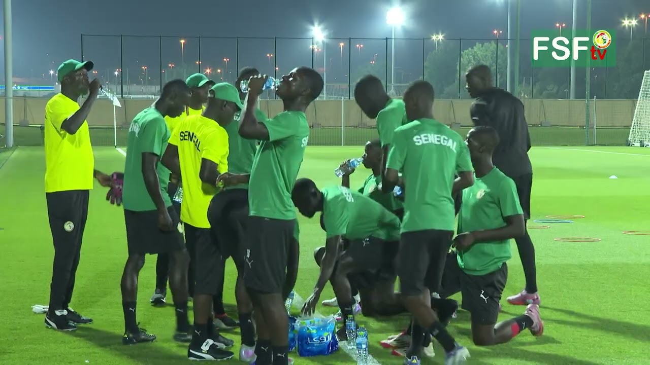 CMD U17 Qatar 2025: Premi&egrave;re s&eacute;ance d'entrainement des Lionceaux au terrain Al Thumama 3 &agrave; Doha