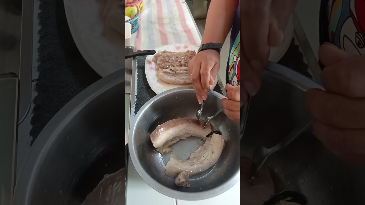 วิธีทำหมูกรอบแสนอร่อย #เมนูง่ายๆ