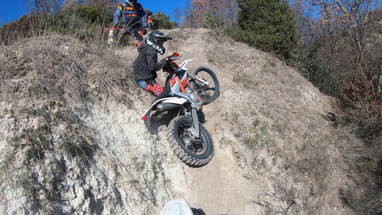 Ktm freeride 250 gets stuck on rocky hill trial - hard enduro Bulgaria- enduro max Bulgaria 2019