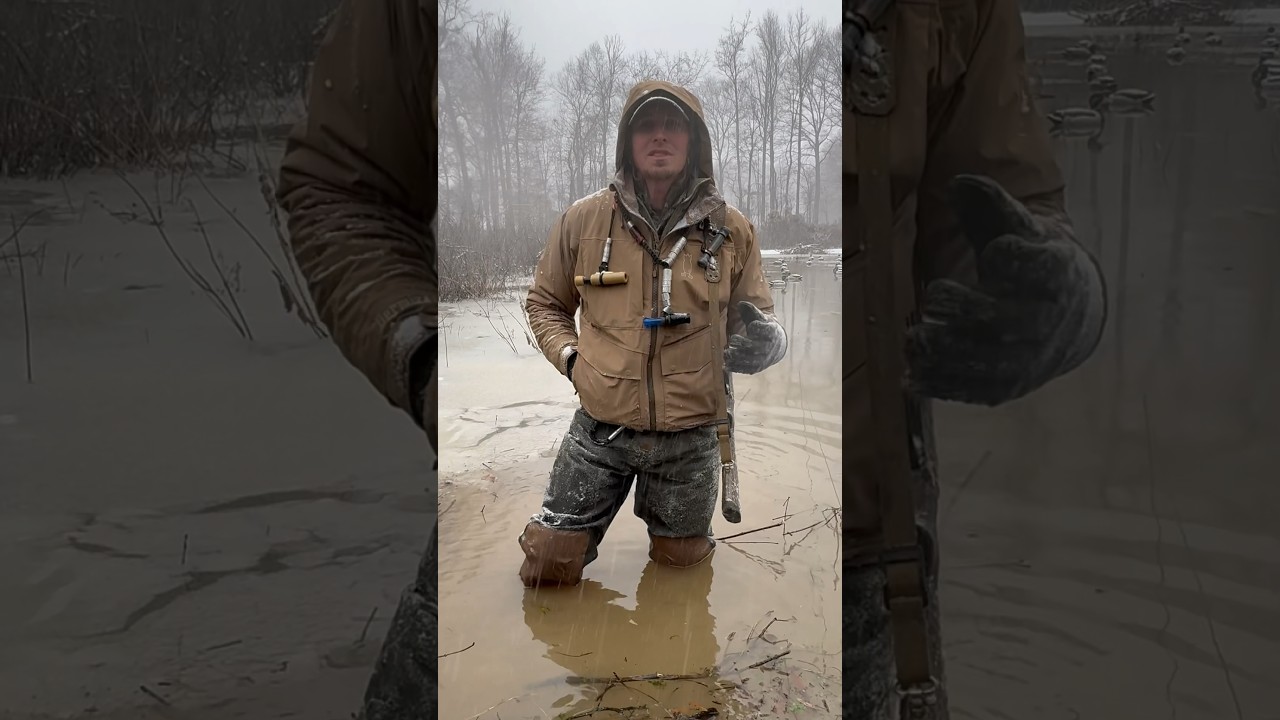 You can wear the DB Zip Waders in any conditions, the key is layering properly! #duckhunting #waders