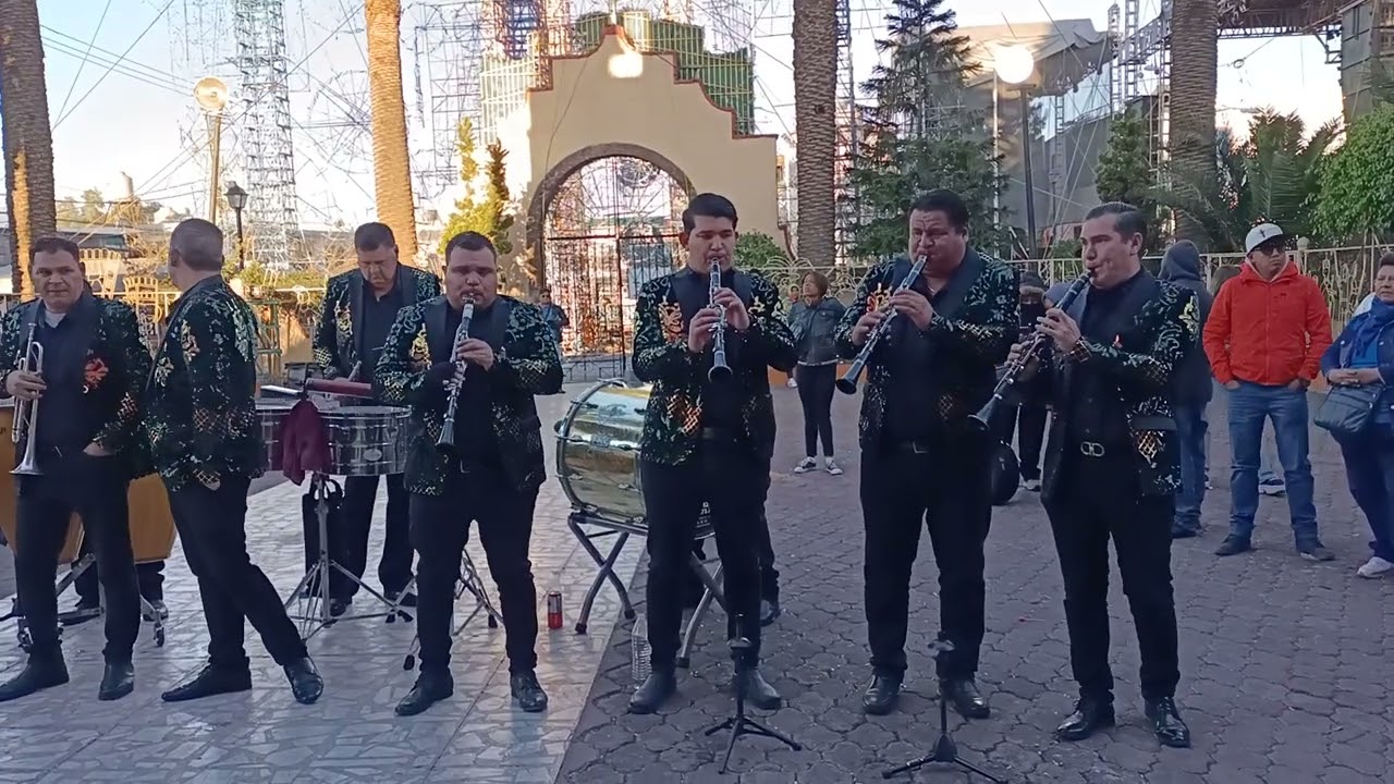 Vuela Paloma - Banda Santa Rosa - Feria Zapotitlán 2024 Tláhuac
