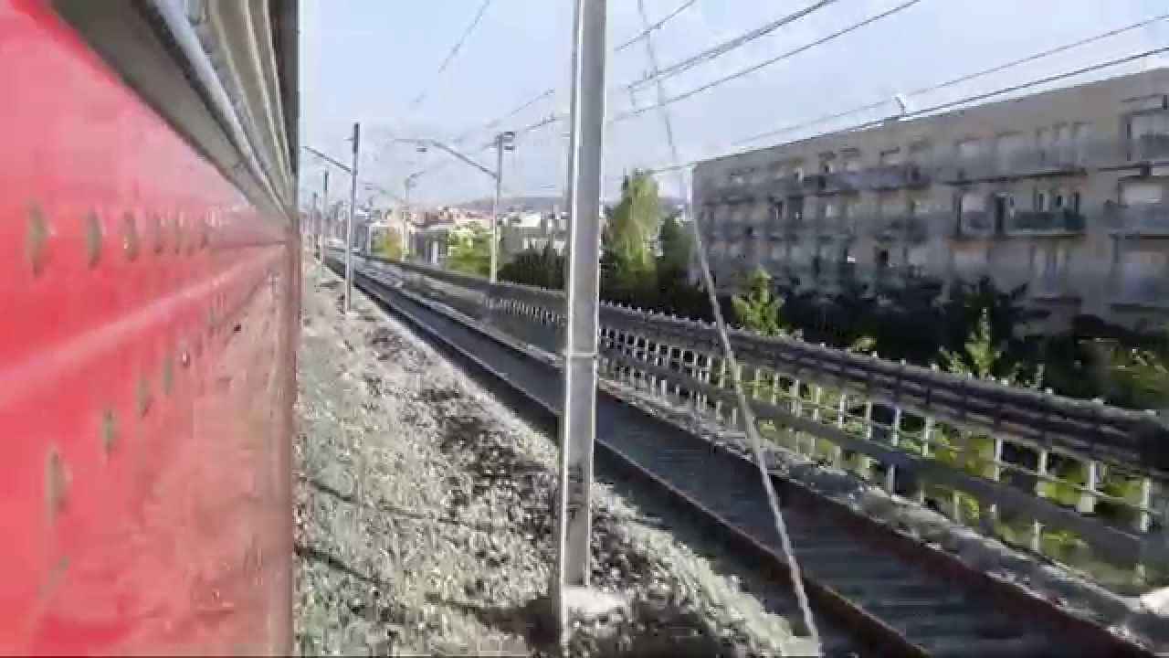 Girona - Tren Talgo III y graffitis - 20101114