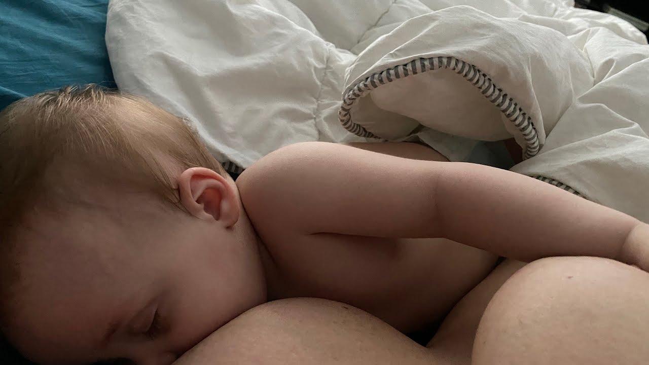 Breastfeeding Vlog: Busy and Hurty #purelove