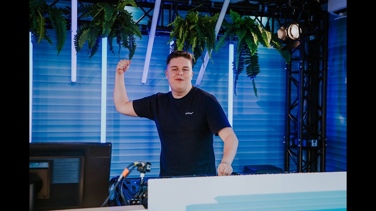MNM Blokhut: Dj MagiK