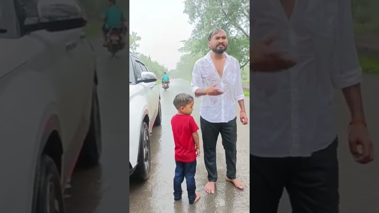 Barish Ka Mausam 🌧️ ~ Give the most importance to your family #shorts #vijaykumarviner #motivation