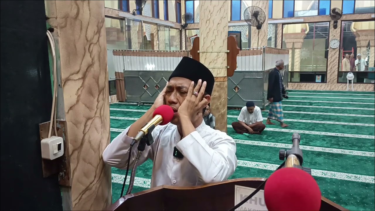 Adzan magrib Masjid Babussalam Probolinggo (muadzin : Junaidi Ishaq) 