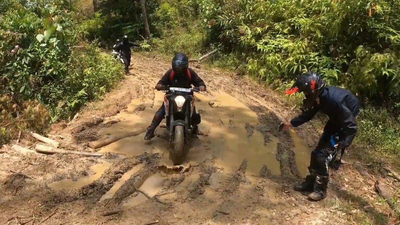 duke 125 doing offroad😳😳