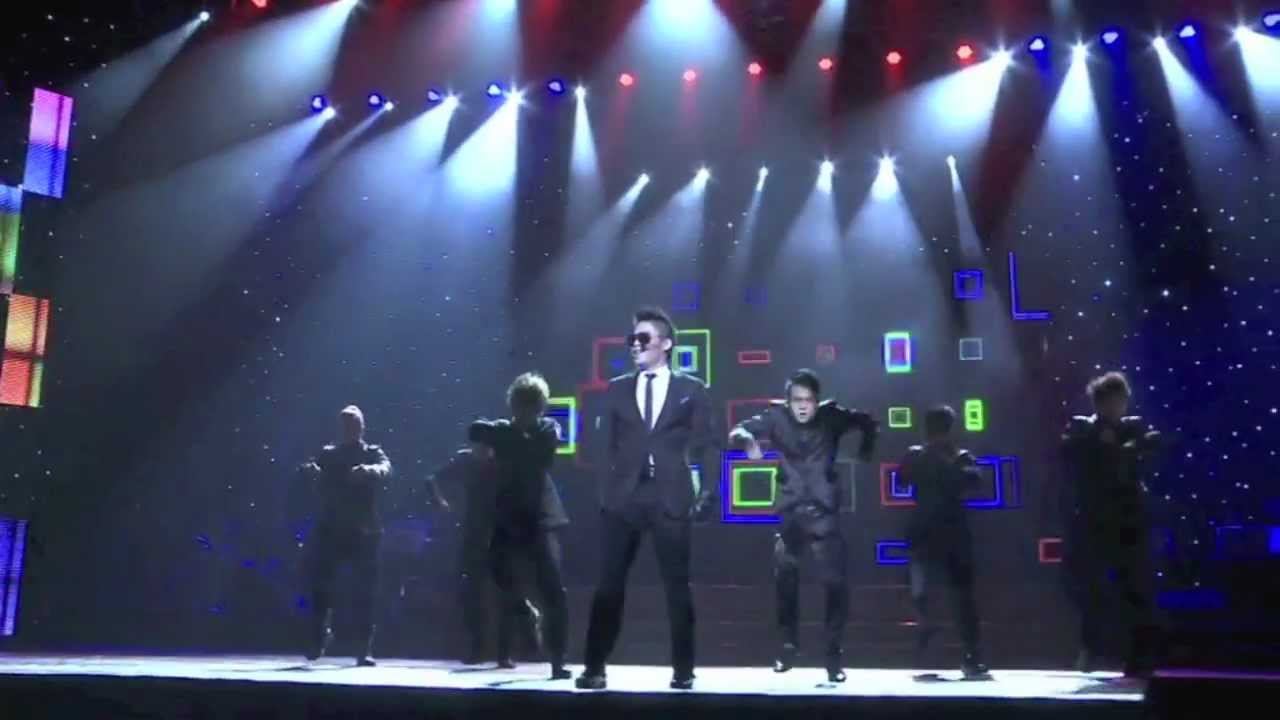Andy Quach - Hua (Promise) Live Performance
