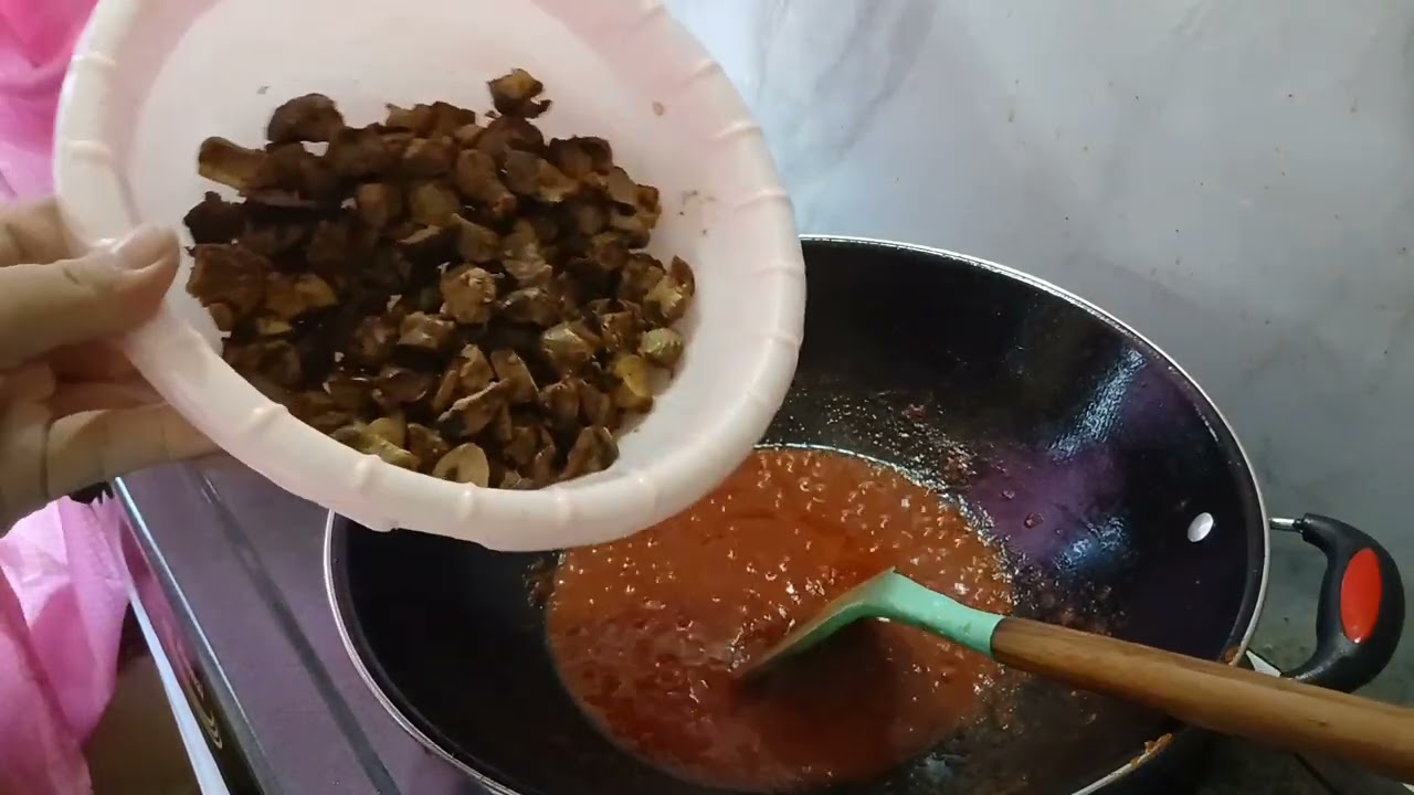 Sambel goreng hati ampela dan sayur kacang putih campur labu kuning