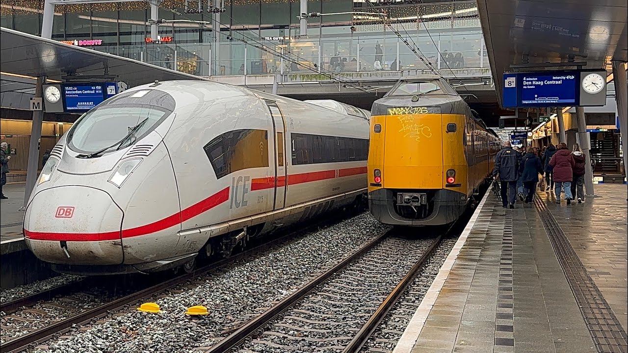 ICE 3 Neo 8015 en 7 delige ICM in Utrecht Centraal 