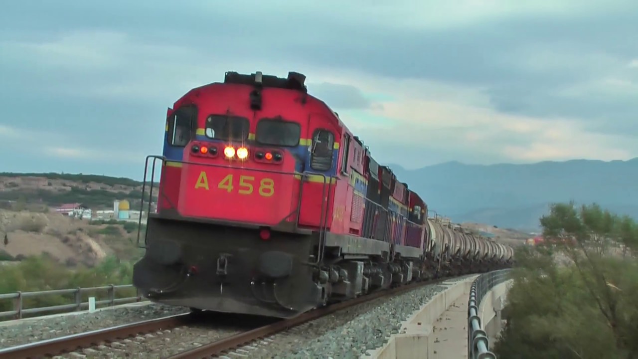 MLW on freight trains between Thessaloniki Strimonas