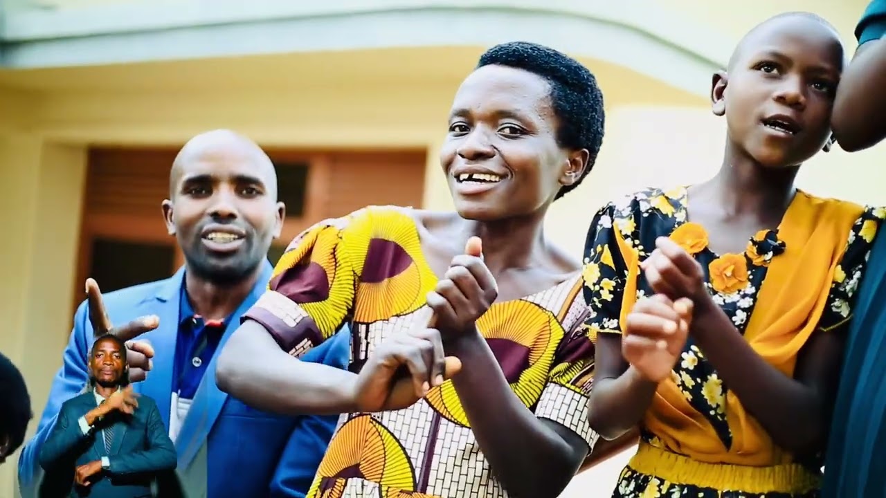 Uhoraho aha manu by Chorale MIFEM Bumba SDA