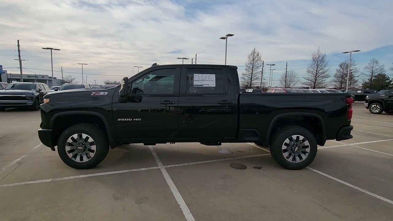 2026 Chevrolet Silverado 2500HD Custom Oklahoma City, Edmond, Arcadia, Piedmont, Guthrie OK