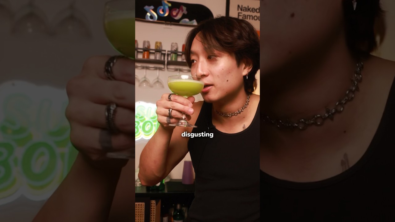 Midori Sour #cocktails #bartender #bartending #mixology #barchemistry
