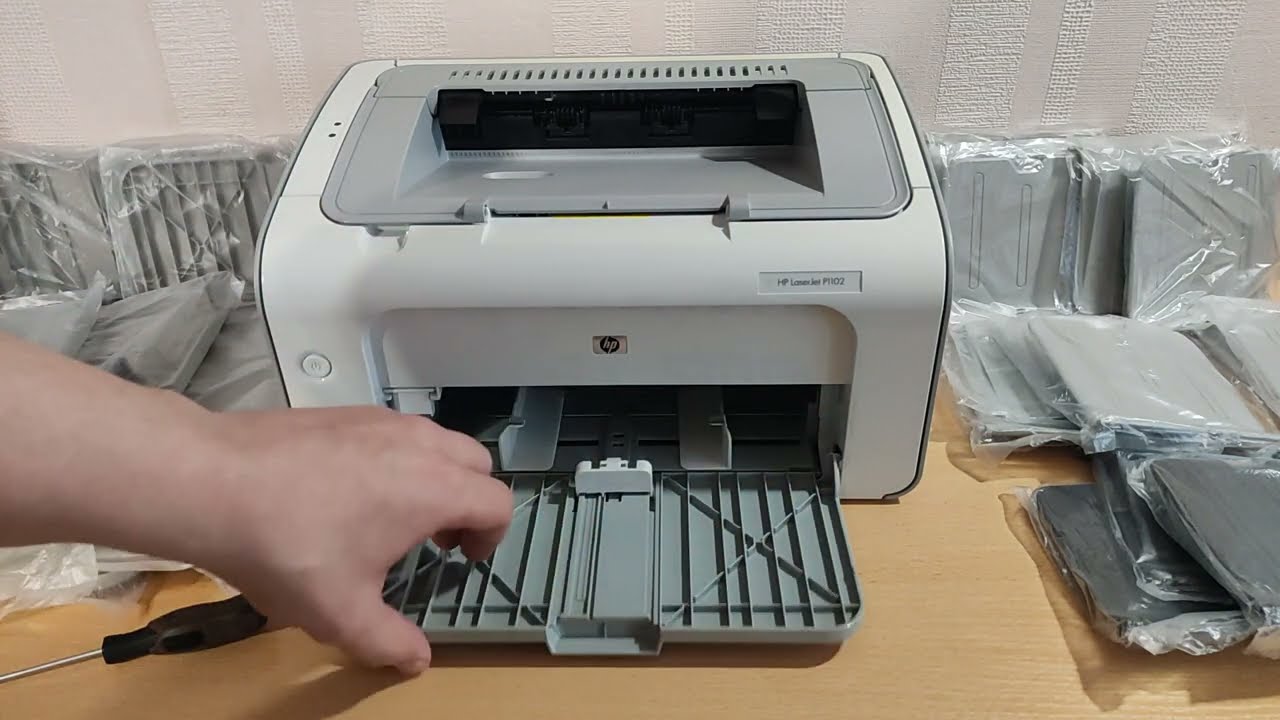 Установка и снятие нижнего лотка HP LaserJet P1005 P1006 P1007 P1008 P1102 P1106 P1108 P1607 P1109