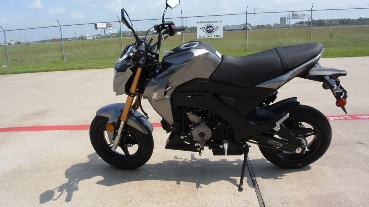 $2,999:  2017 Kawasaki Z125 Pro Metallic Graphite Gray Overview and Review