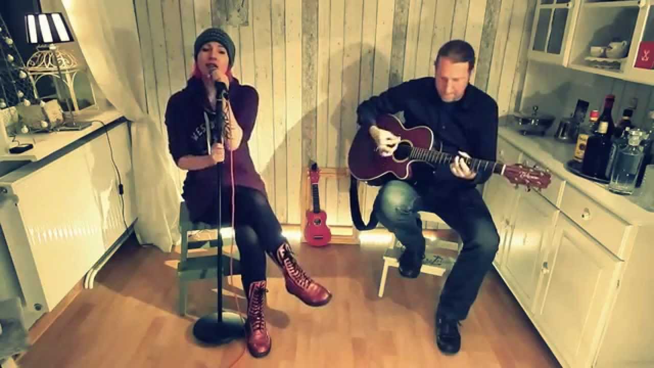 Numb / In The End - Linkin Park (Cate Evens acoustic cover)