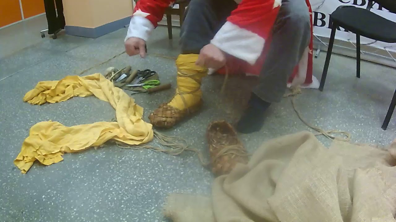 Как намотать онучи. Амбидекстрам  дается обучение,  могут  задействовать левое и правое полушарие  .