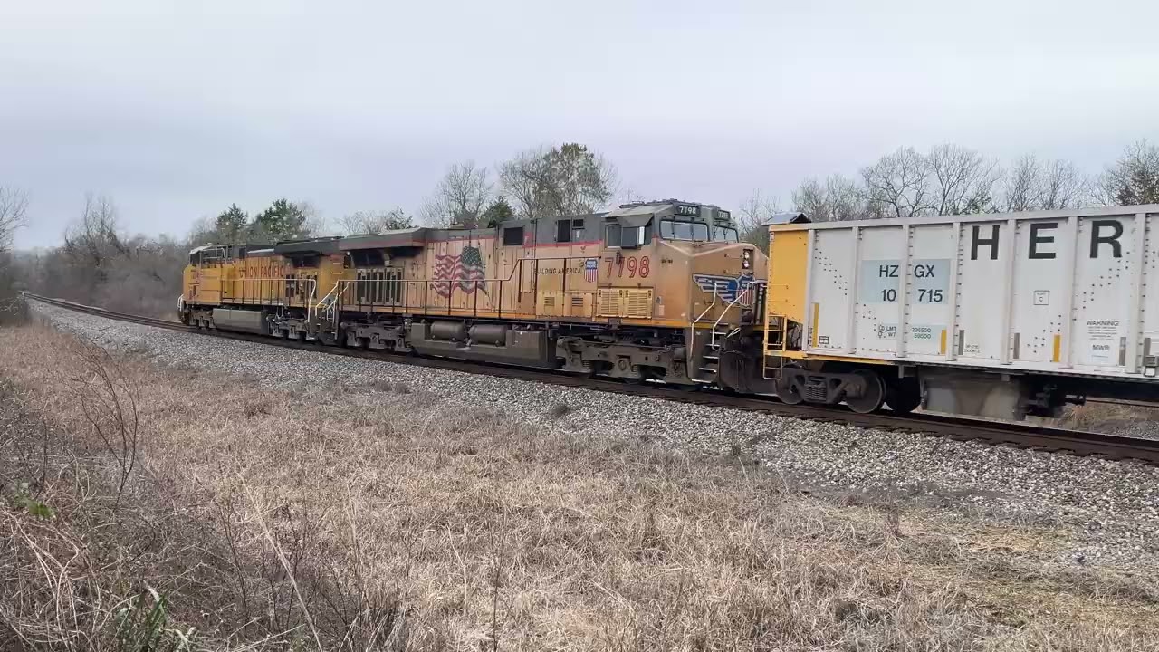 Union Pacific #7264 AC44CW Pulling Herzog Ballast Train - Navasota Subdivision - 1/22/26