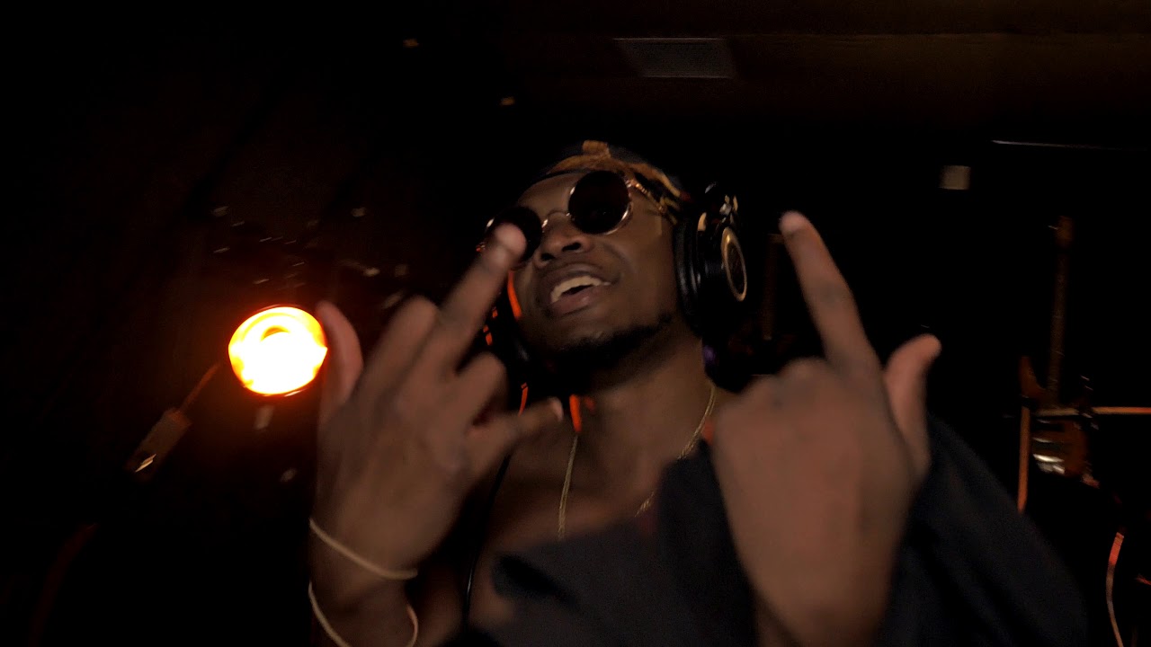 Lubaby- Trust No One (studio)