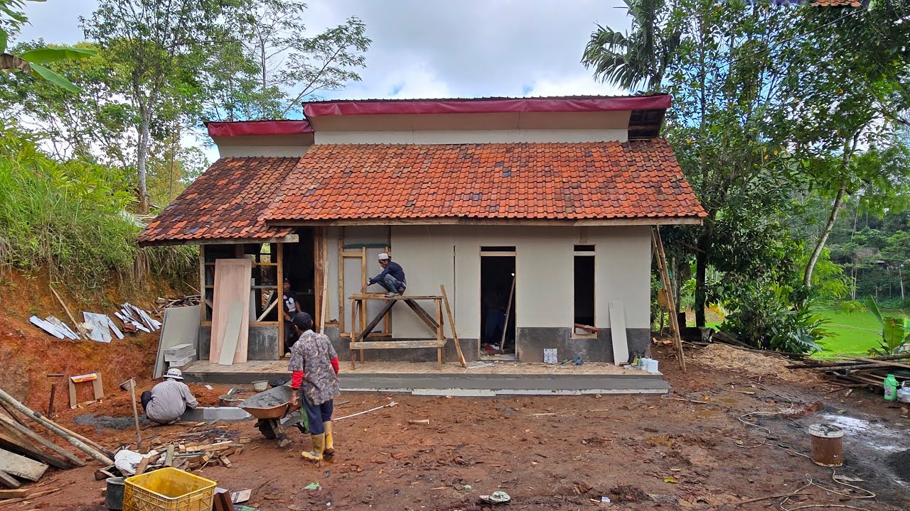 BEGINILAH PENAMPAKAN RUMAH BARU NEK OPSA SETELAH DINDING, PLAFON DAN KRAMIK MULAI TERPASANG...