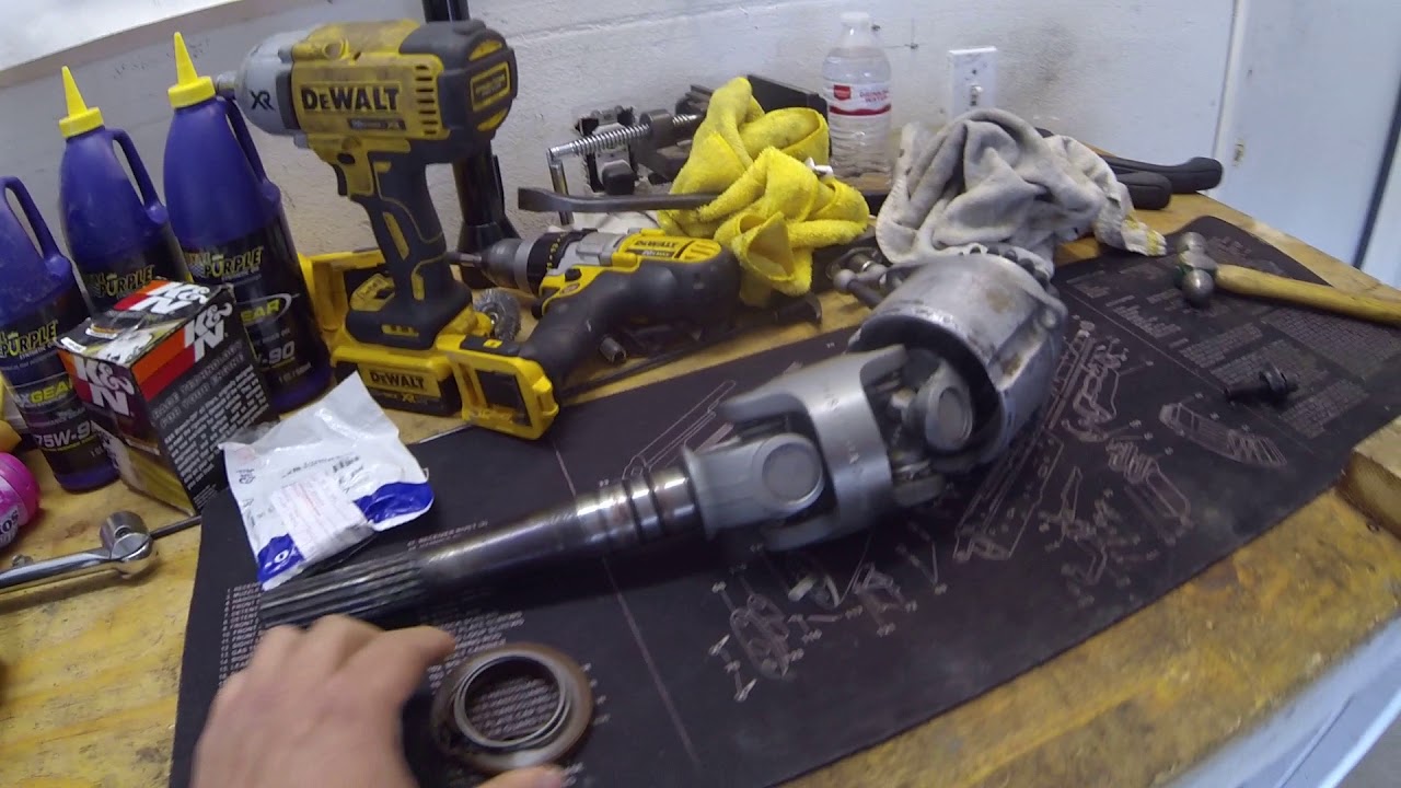 Volvo Penta Driveshaft Seal (part 1of 3)