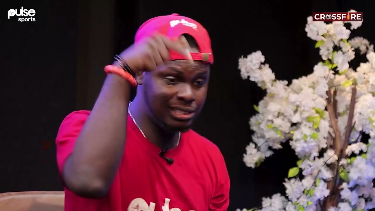 Kelechi Iheanacho vs Julius Aghahowa: Who was better for the Super Eagles?