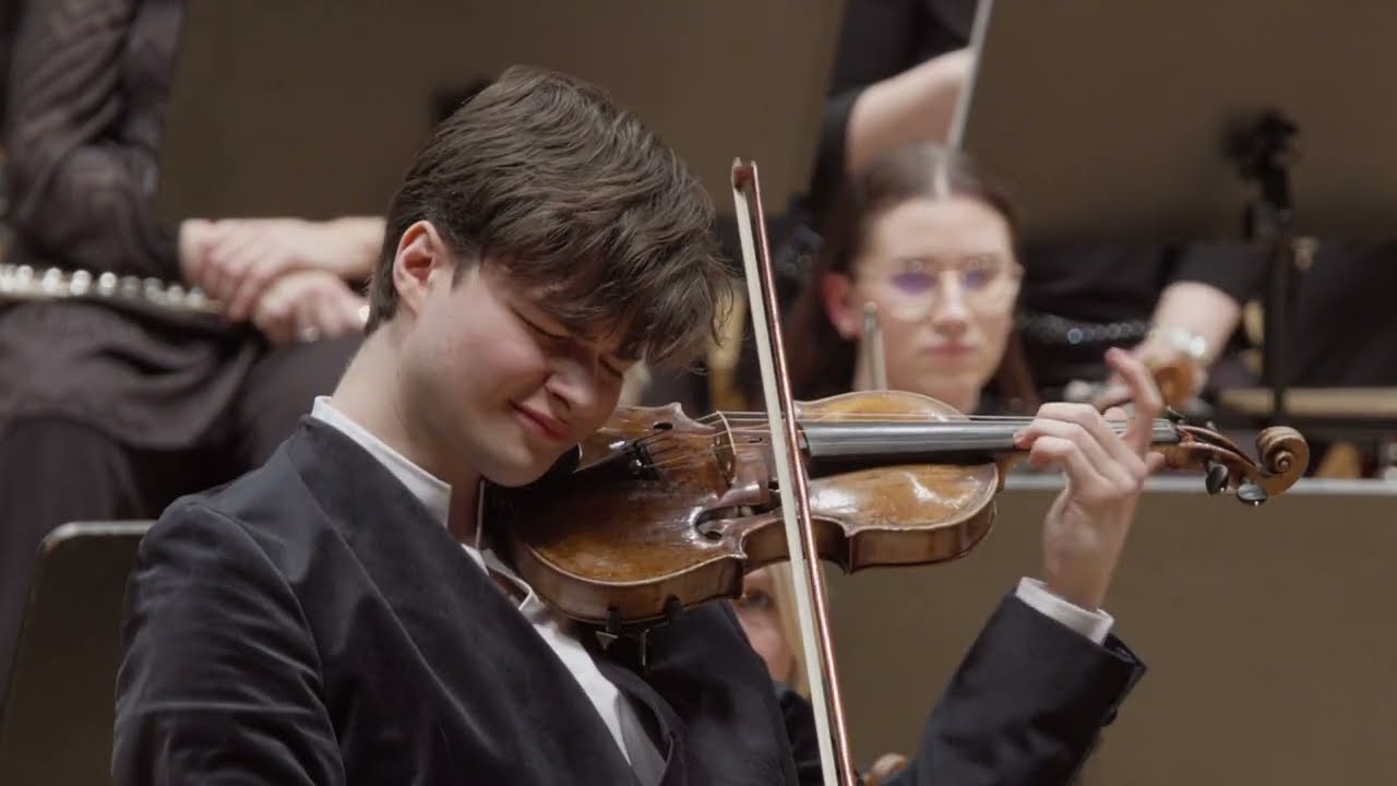 Ravel: Tzigane - Luka Faulisi / Lio Kuokman / RTV Slovenian Symphony Orchestra