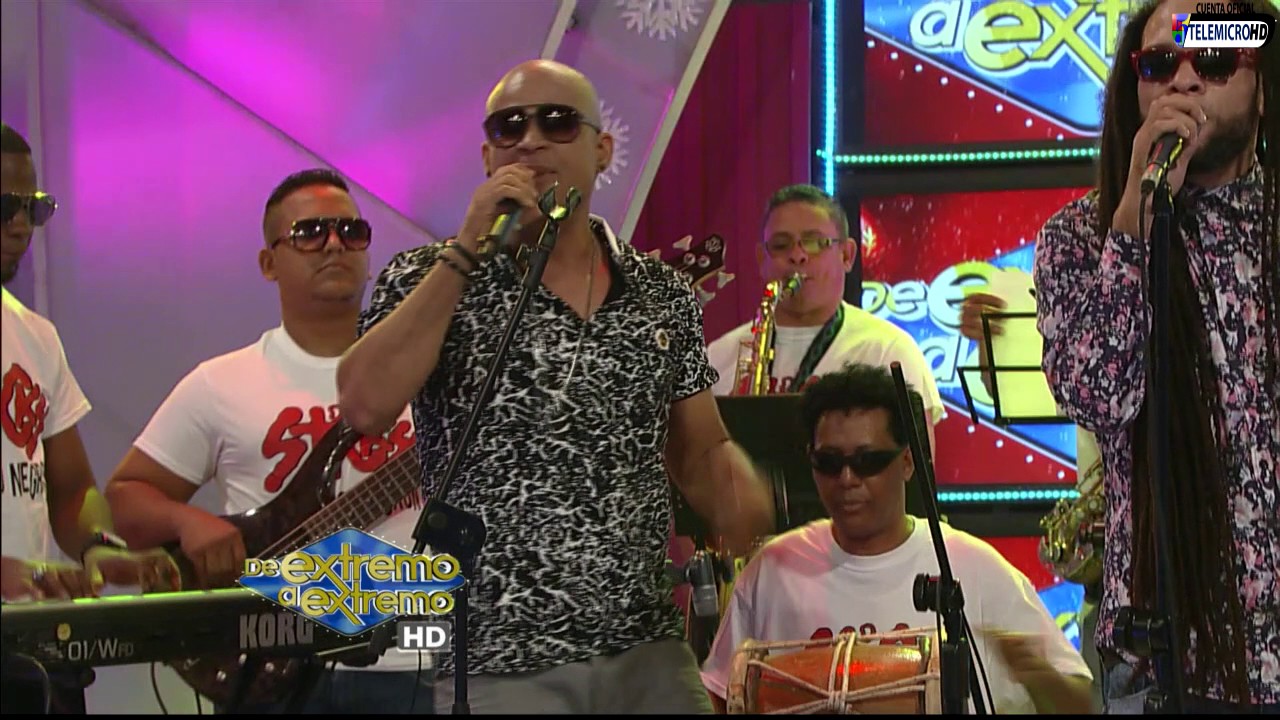 Moreno Negron (En Vivo) De Extremo a Extremo