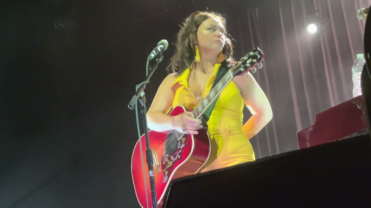 Angel Olsen “All The Good Times” Live - The Wild Hearts Tour- 7/21/22