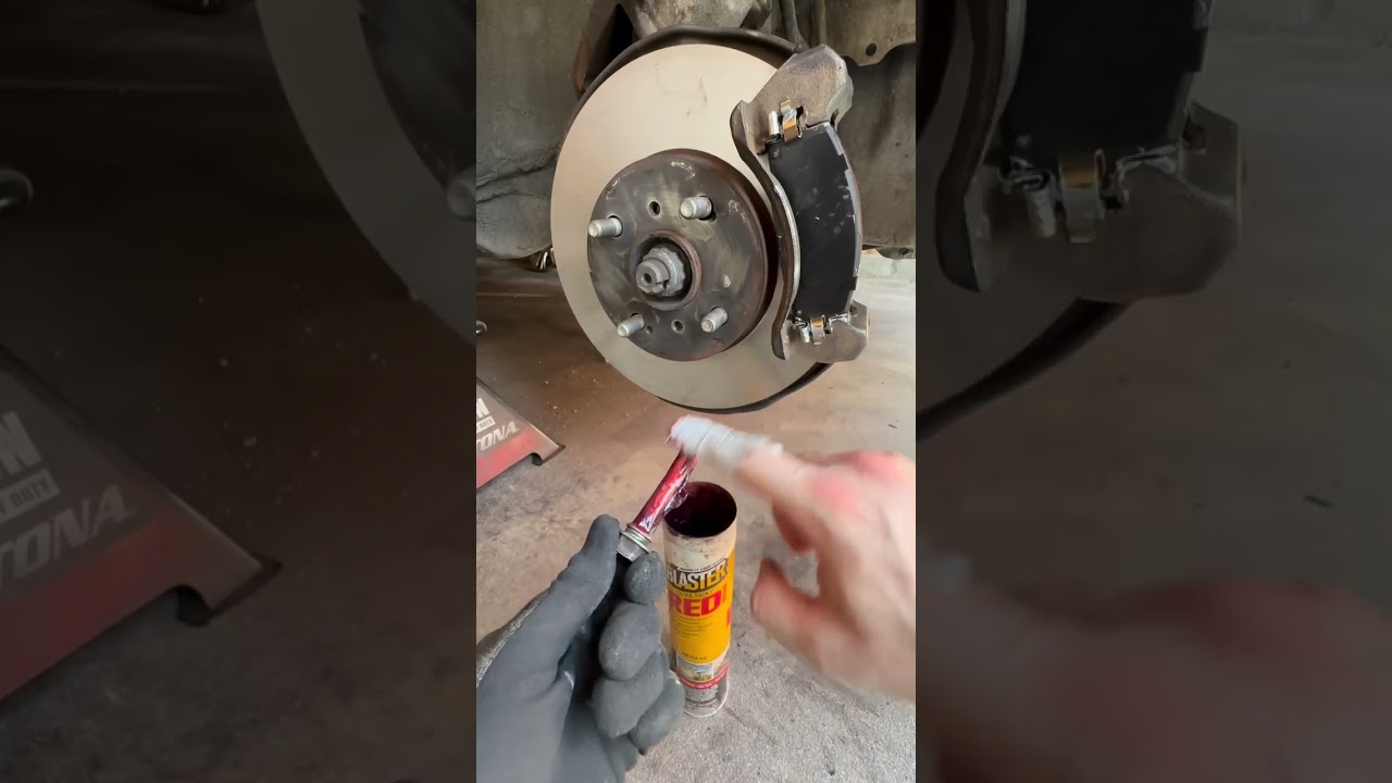 👉🏼Jak WYMIENIĆ KLOCKI HAMULCOWE w SAMOCHODZIE🚘 - #mechanika #mechanikasamochodowa #mechanika #por...