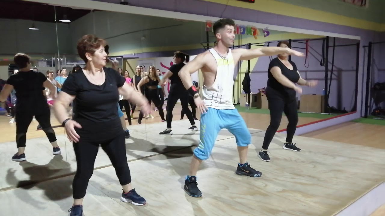Kiko Rivera Tuboescape. Maletero coreografía Zumba Danzafit