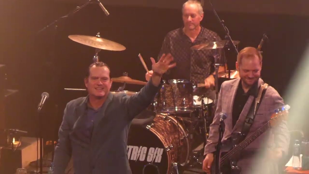 Electric six live Synthesizer Academy Dublin 27th November 25 