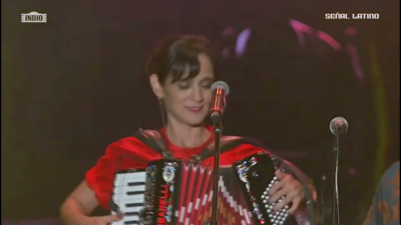 Julieta Venegas - Bien o mal (Vive Latino 2022)
