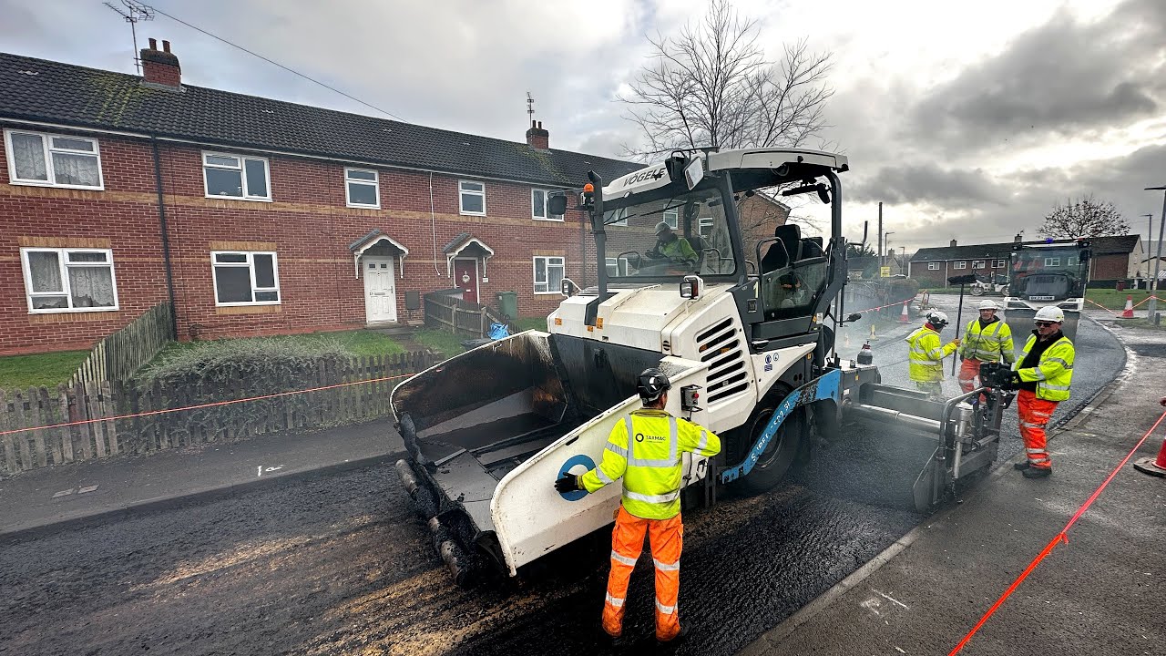 Resurfacing Works-Bourton Road & Kemble Road, Tuffley, Gloucester Day 1 Part 2