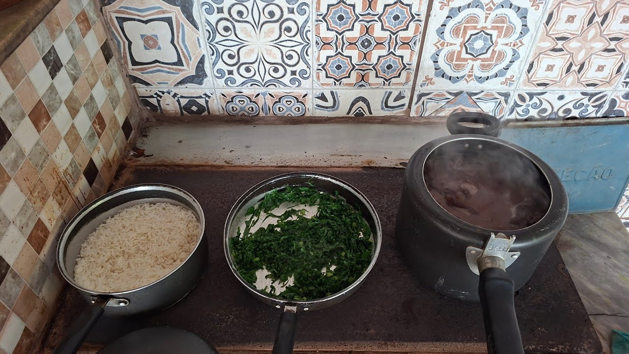 OLHA  BEM  OQUE ACONTECEU   NA COZINHA DO RANCHO 