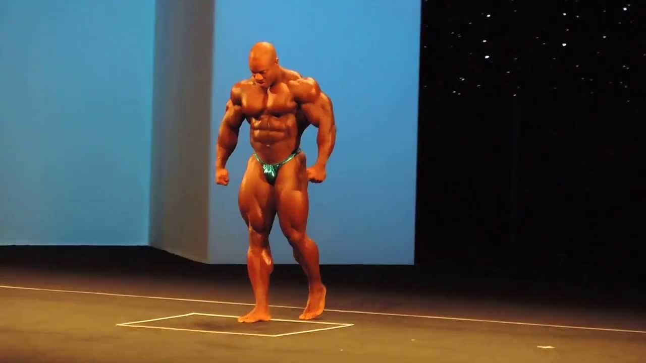 Phil Heath posing routine Arnold Classic Europe 2013 HD