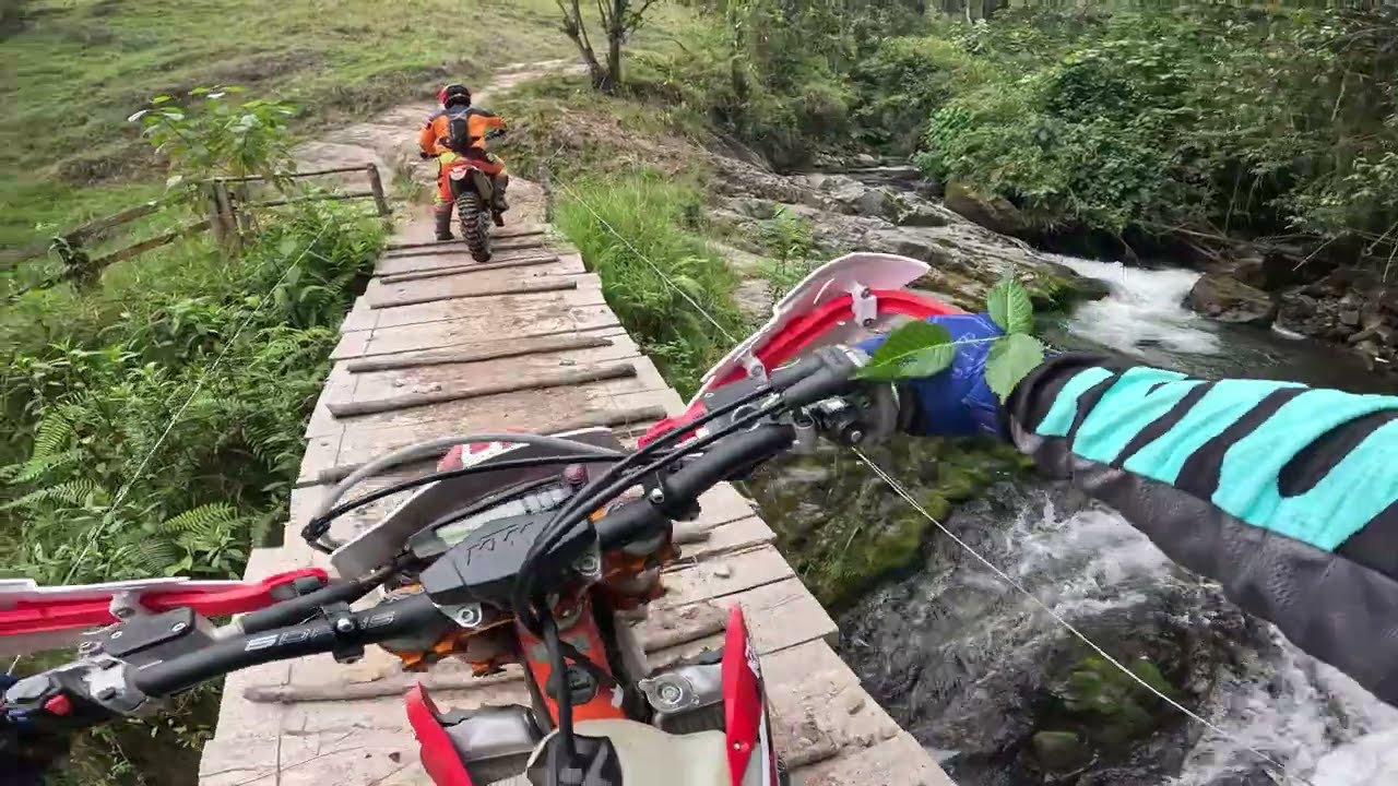 Enduro - Trocha en Santa Rosa de Cabal - KTM 300 EXC Six Days