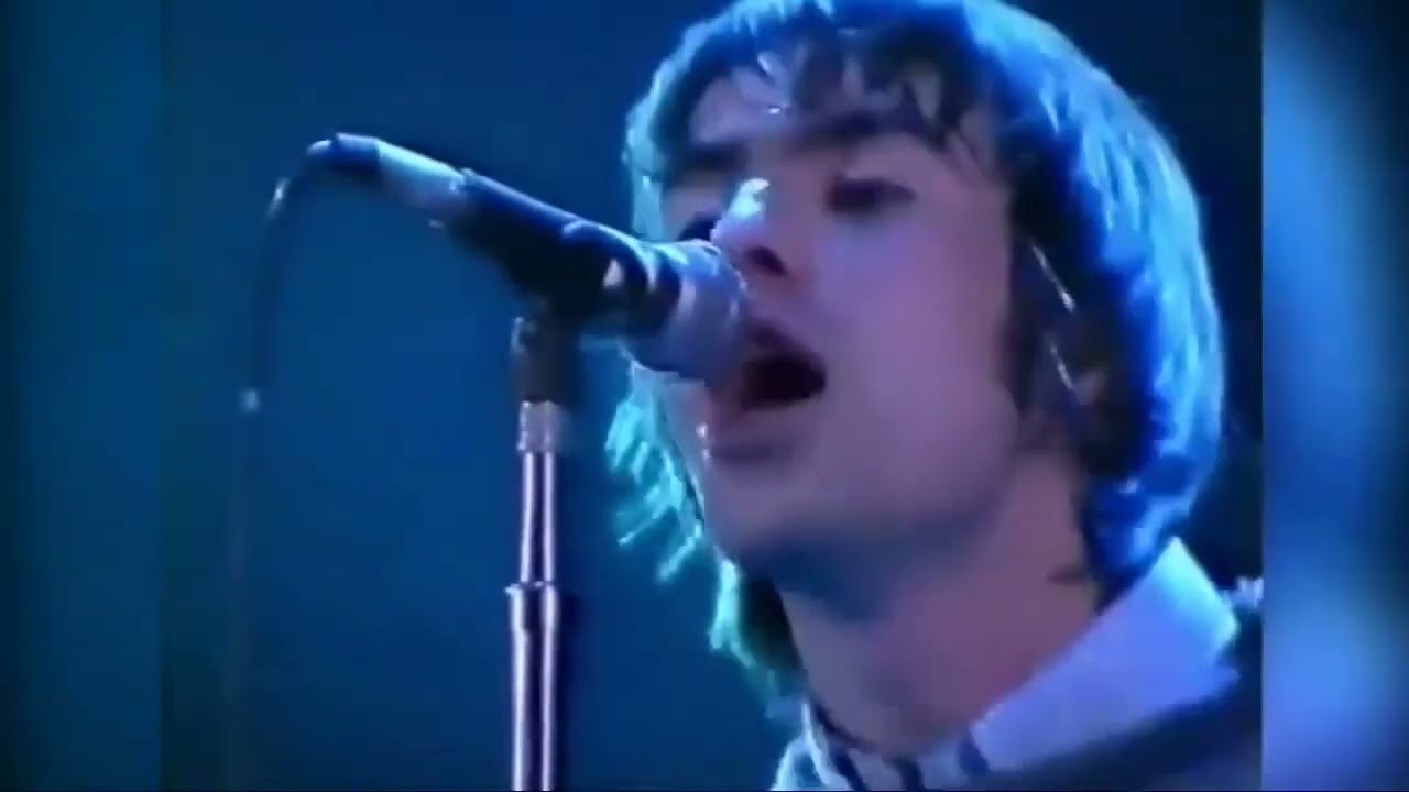 Oasis - 'Champagne Supernova' through the years (1995 - 2009)