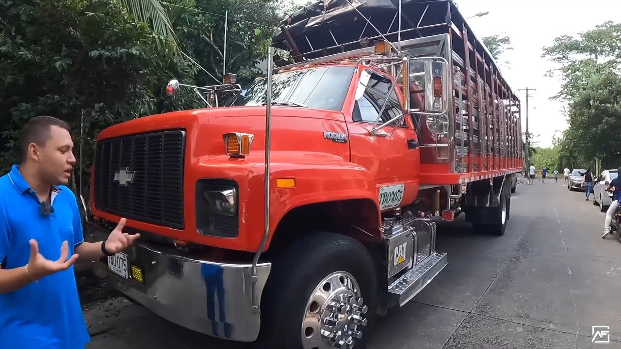 Kodiak del año 1994 restaurado con su carroceria en aluminio.