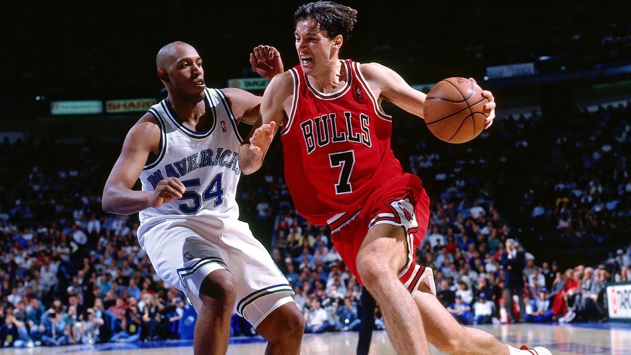8 plays that show why Toni Kukoc should be a Hall of Famer