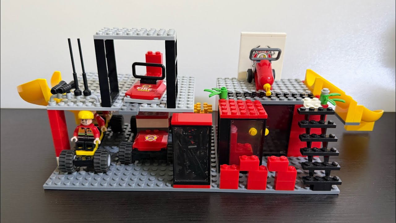 Mini Brick Fire Station | Small Town Fire Station | Brick house 🏠 | MOC ( My Own Creations) 