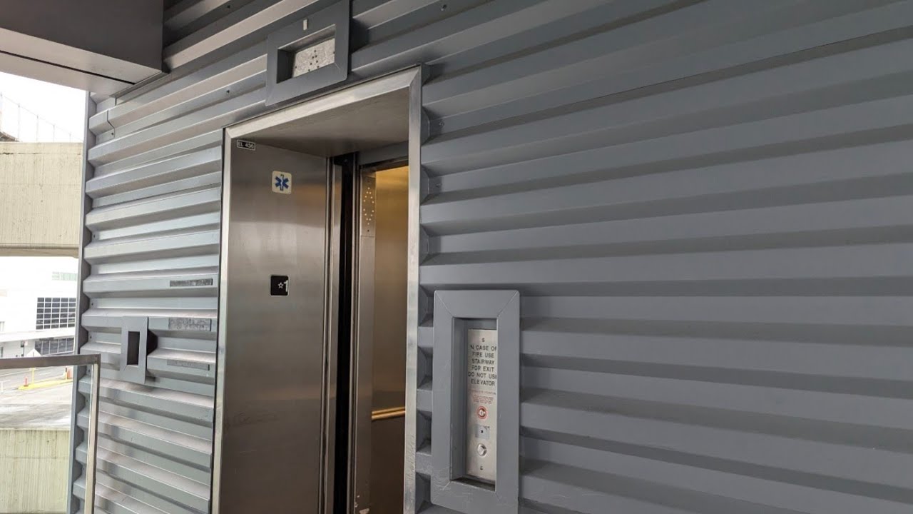 Slow Leveling! ThyssenKrupp AirTrain Elevator (Car 1) - San Francisco Airport Terminals 2 & 3