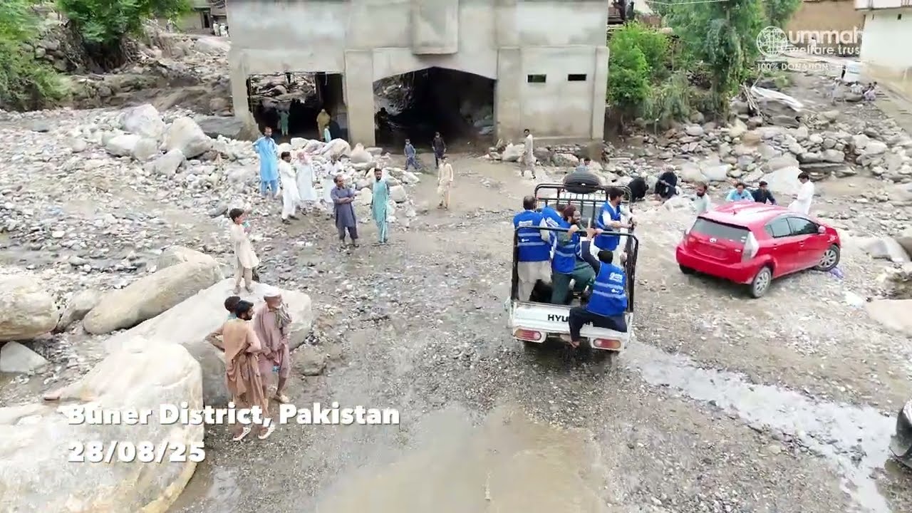 Community Kitchens in Pakistan's Flood-Hit Districts