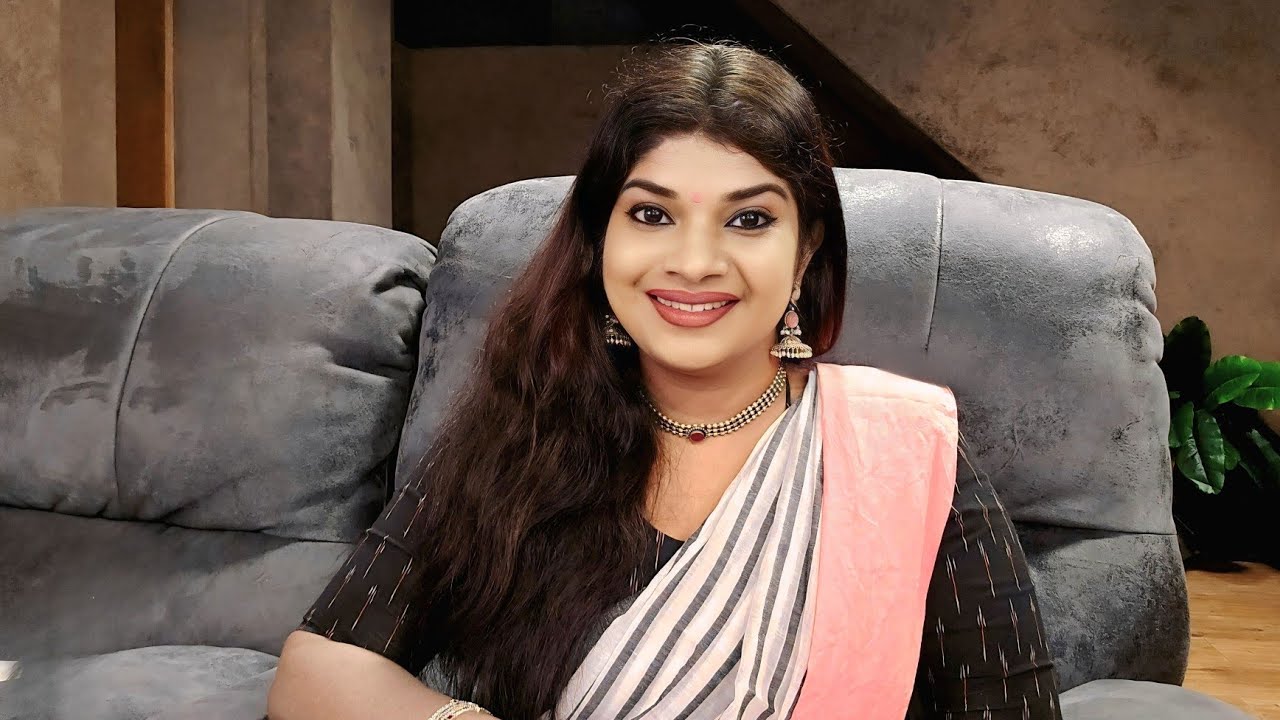 Chitra Hanson is live!