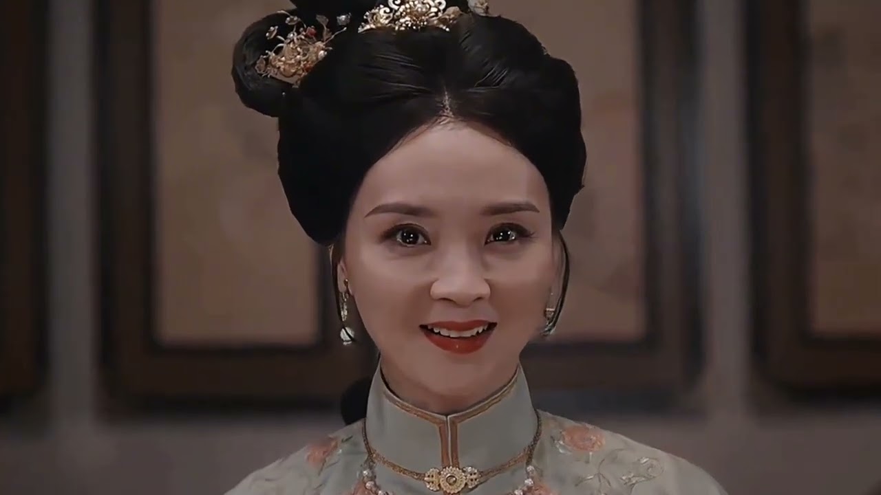 怪不得网友都说有一种整容叫王艳婆婆去世。自从死了婆婆后，王艳的状态真是肉眼可见的越来越好了#王艳