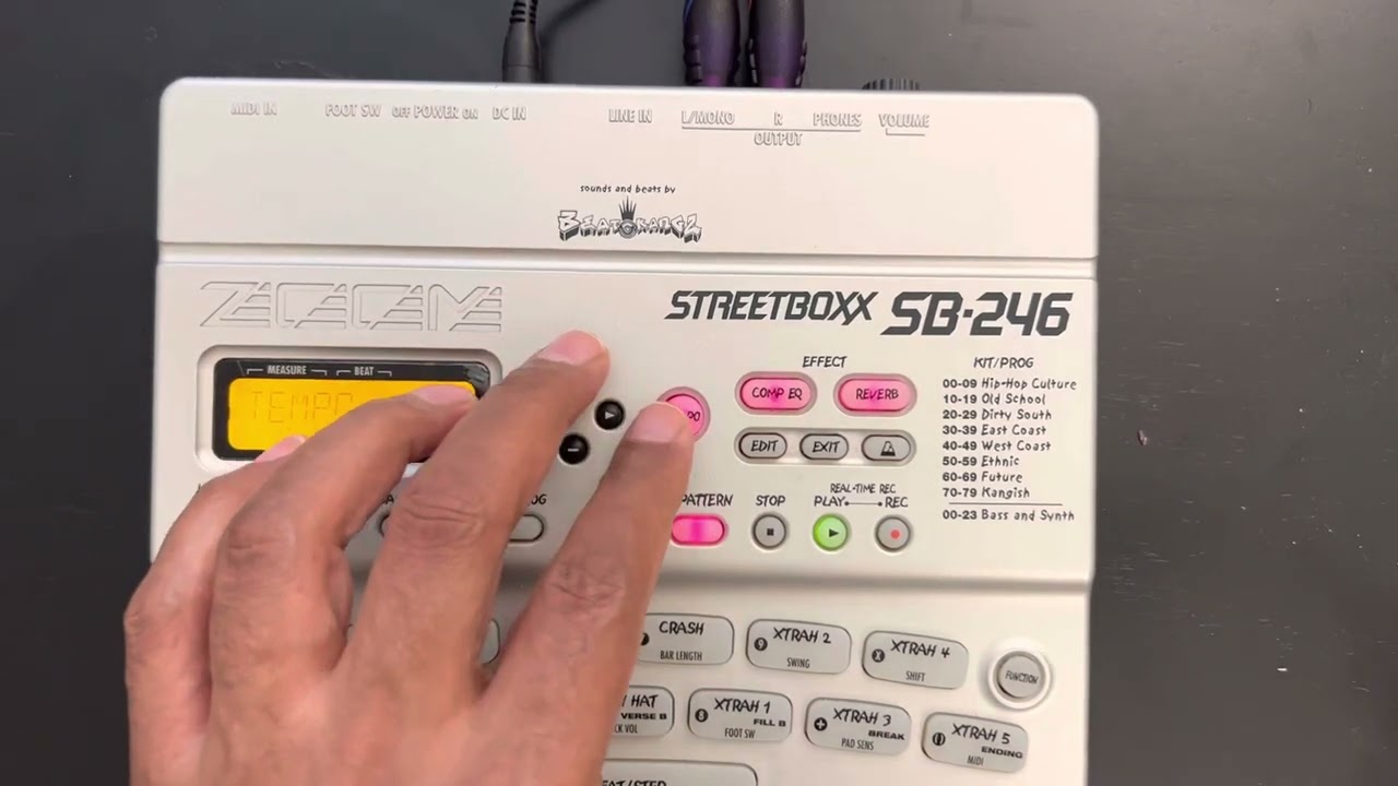 Zoom SB – 246 west coast beats￼